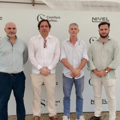 Nivel realiza entrega oficial de apartamentos del proyecto Comfort Suites en Punta Cana